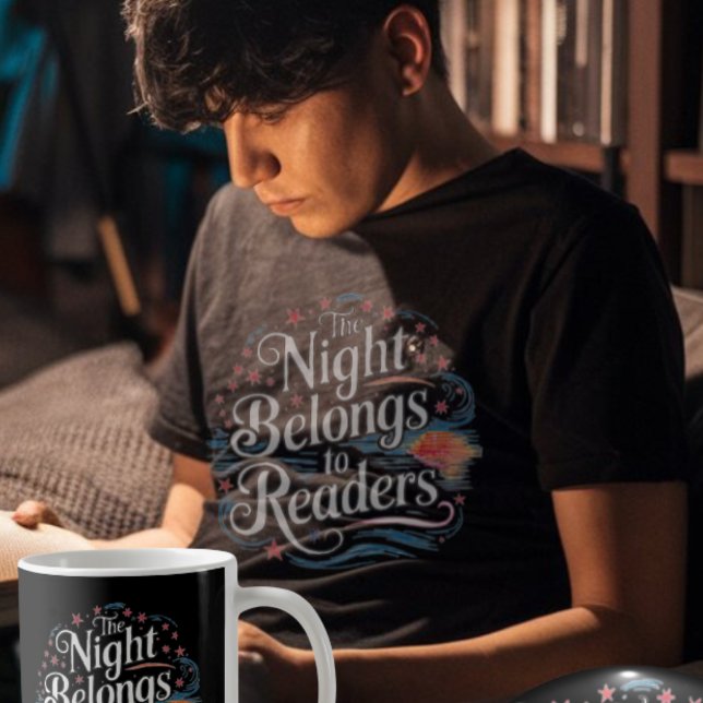 Camiseta A Noite pertence aos leitores, livro acadêmico esc (Criador carregado)