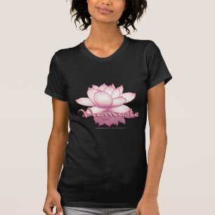 Camiseta A obscuridade de Namaste aumentou