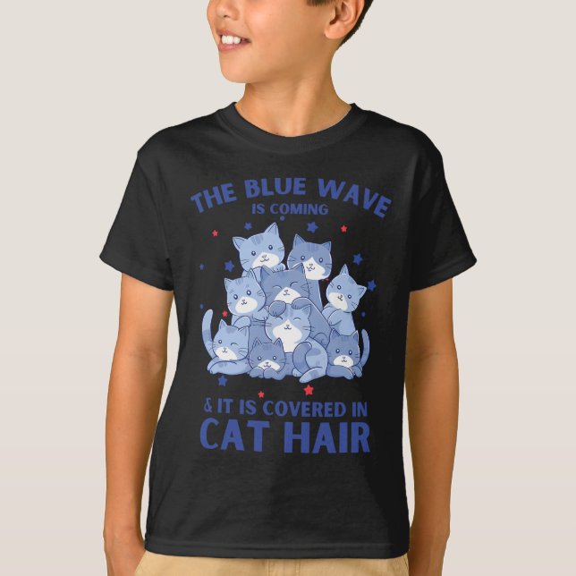 Camiseta A Onda Azul Está Chegando E Está Coberta No Gato H (Frente)