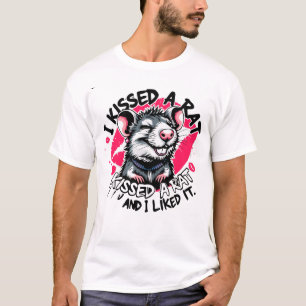 Camiseta A peça central é um rato asseado e temperado, com