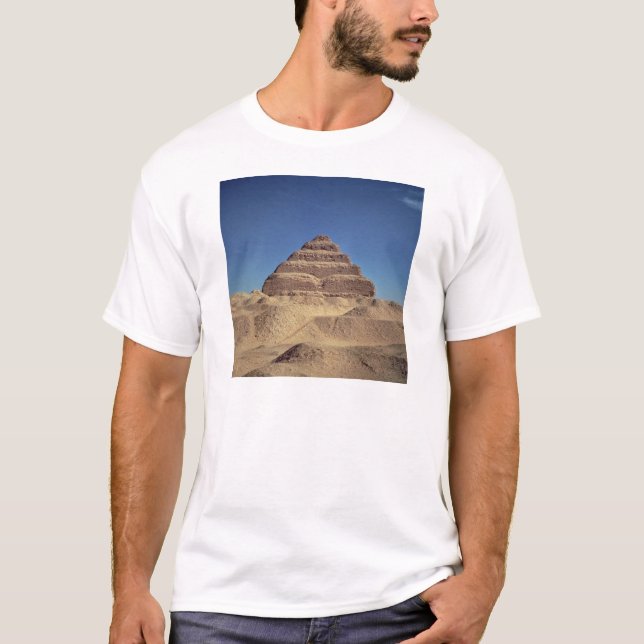 Camiseta A pirâmide da etapa do rei Djoser, c.2630-2611 BC (Frente)