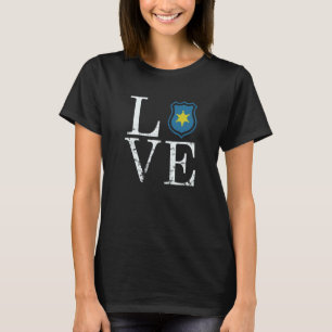 Camiseta A polícia ama o crachá de polícia