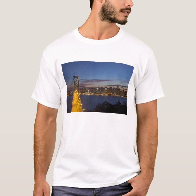 Camiseta A Ponte da Baía a partir da Ilha do Tesouro (Frente)