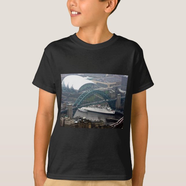 Camiseta A Ponte Tyne (Frente)