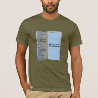 Camiseta A Porta Está Entreaberta