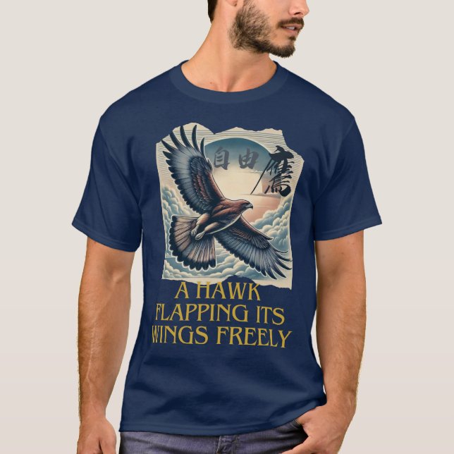 Camiseta A powerful flying hawk symbolizing freedom,  (Frente)