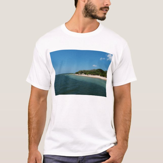 Camiseta A praia altera-se dentro (Frente)