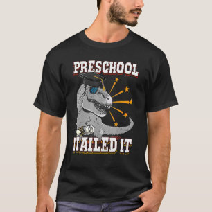 Camiseta A Pré-Escola Encerrou Rex Dinosaur Graduado Dino D