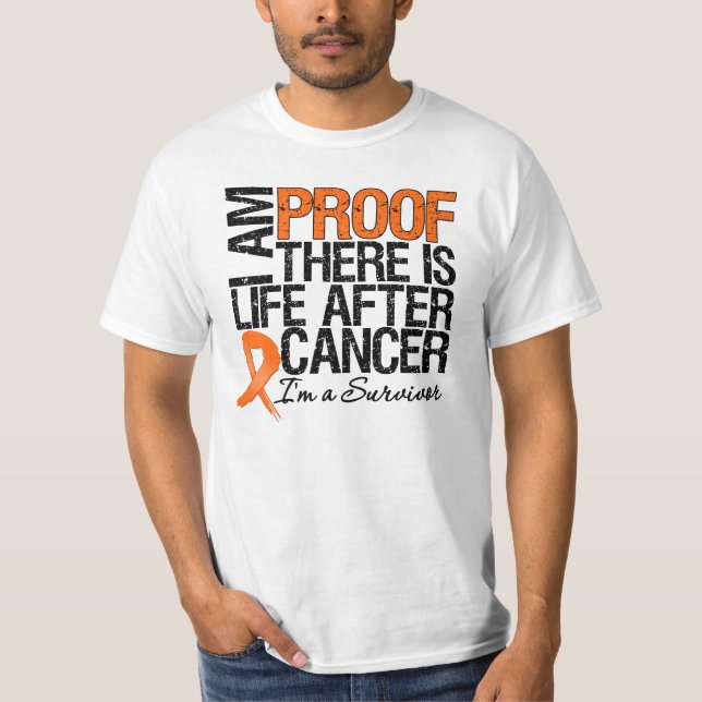 Camiseta A prova da leucemia lá é vida após o cancer (Frente)