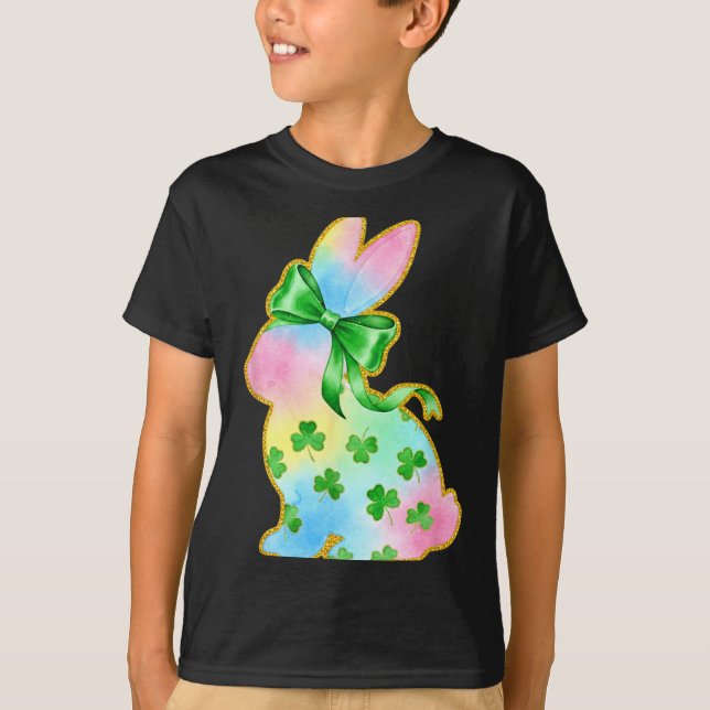 Camiseta A Rainbow Rabbit With Green Bow And Shamrock St Pa (Frente)