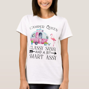 Camiseta A rainha da Camper com classe e um pouco esperta