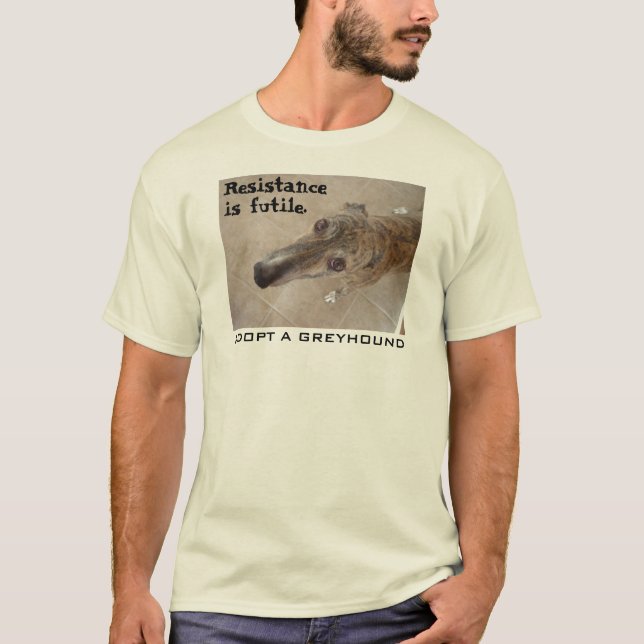 Camiseta A resistência é inútil. (V. 2 para o roupa leve) (Frente)