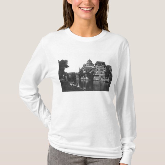 Camiseta A sinagoga em Nuremberg, c.1910 (Frente)