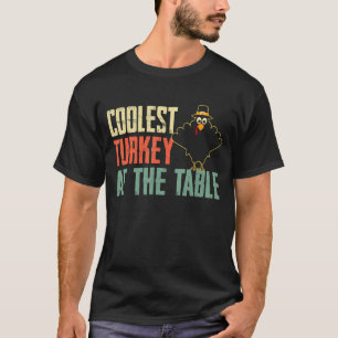 Camiseta A Turquia Retro Mais Fresca Na Mesa De Graças À Tu