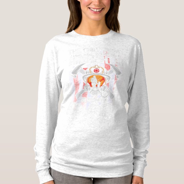 Camiseta A Única Coisa Que Eu Amo Mais Do Que Ser Um Bombei (Frente)