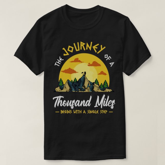 Camiseta A Viagem Mil Milhas Caminhando (Frente do Design)