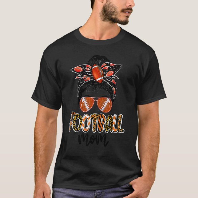 Camiseta A Vida Da Mãe De Futebol Com Leopardo E O Jogo De  (Frente)
