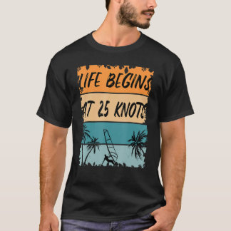 Camiseta A Vida Do Windsurfer Começa A 25 Nós Vintage Winds