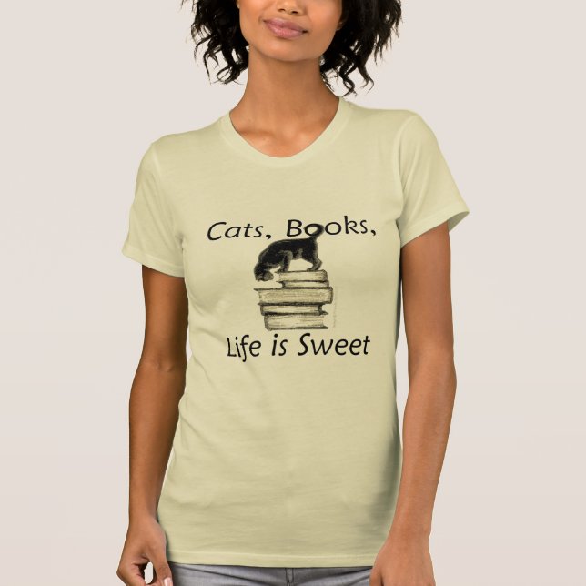 Camiseta A vida dos livros dos gatos é doce (Frente)