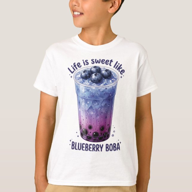 Camiseta A Vida é Doce Como Boba de Mirtilo (Frente)