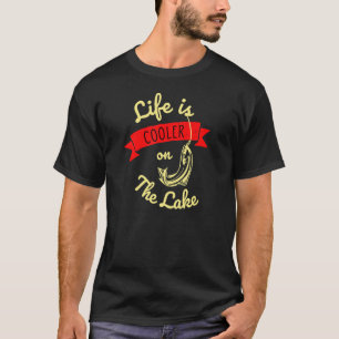 Camiseta A Vida É Mais Fria Na Pesca Do Lago