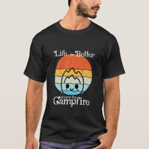 Camiseta A Vida É Melhor Ao Redor Do Fogo