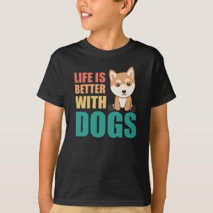 Camiseta A Vida É Melhor Com Cachorros Frescos De Shiba Inu
