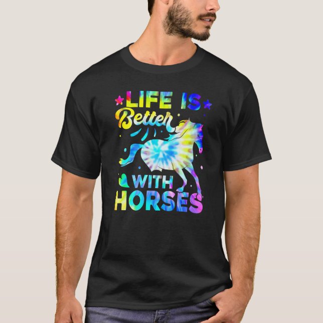 Camiseta A Vida É Melhor Com Cavalos Prêmio De Equitação (Frente)