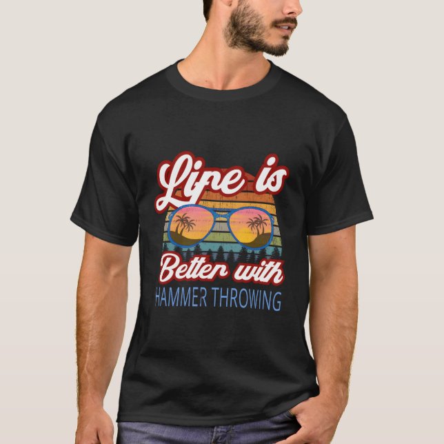 Camiseta "A vida é melhor com o Hammer Throwi" (Frente)