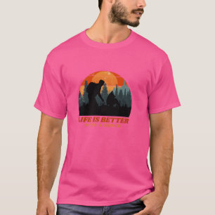 Camiseta A vida é melhor com o Pai de cães holandeses.