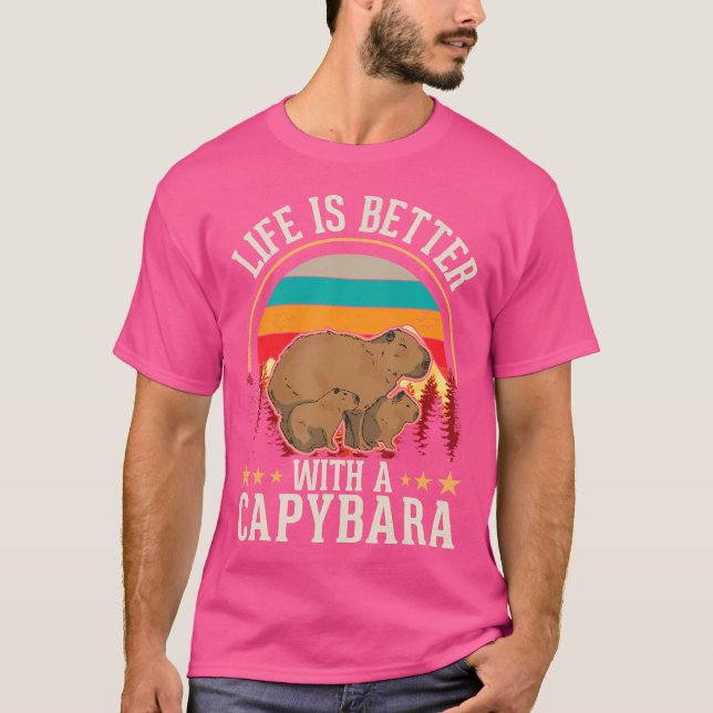 Camiseta A Vida É Melhor Com Uma Capybara (Frente)