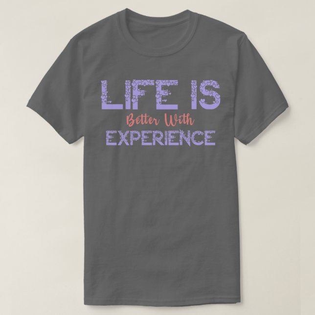 Camiseta A Vida É Melhor Com Uma Massagem 49 (Frente do Design)