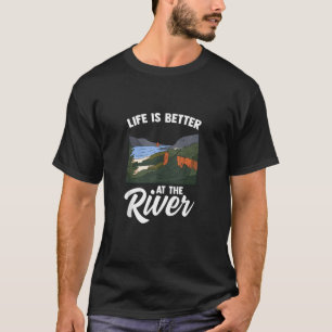 Camiseta A Vida É Melhor No Rio Acampando Ao Ar Exterior