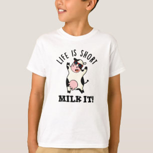 Camiseta A Vida É O Leite Curto, É O Caldo De Vaca