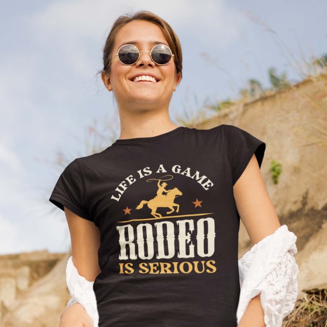 Camiseta A Vida É Um Rodeio De Jogo É Sério (Criador carregado)
