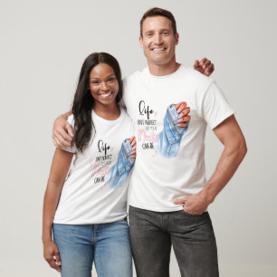 Camiseta A vida não é perfeita, mas suas Unhas podem ser