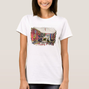 Camiseta A vista da sala e do marfim tented cinzelou o
