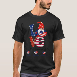 Camiseta A Vovó A Ama E Os Engana.