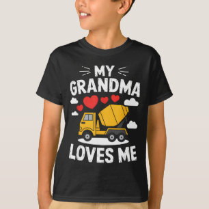 Camiseta A vovó ama o caminhão de cimento do neto família m
