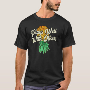 Camiseta Abacaxi De Cima Desce Joga Bem Outros Swin Engraça