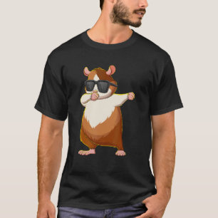 Camiseta Abbing Guiné Pig Vestindo óculos escuros Dab Dance