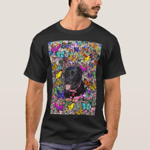 Camiseta Abby nas borboletas - cão preto do laboratório