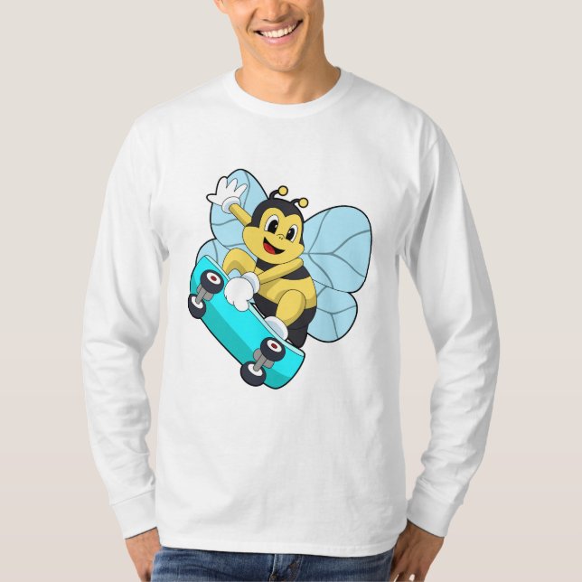 Camiseta Abelha como Patinadora com skate (Frente)