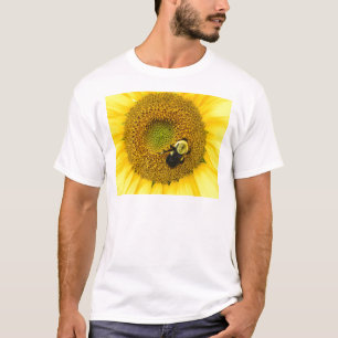 Camiseta Abelha em girassol