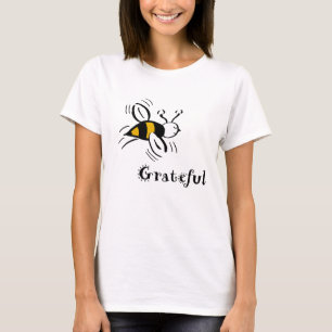 Camiseta Abelha Grateful por Designs Cussdum