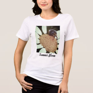 Camiseta Abelha na Flor de Verão   Natureza 