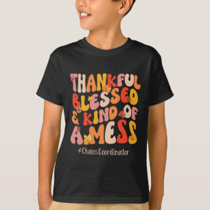 Camiseta Abençoado Coordenador de Caos Cai Vibes Ação de Gr