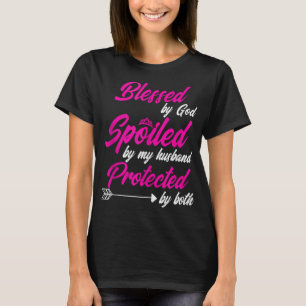 Camiseta Abençoado por Deus mimado pelo meu marido protegid