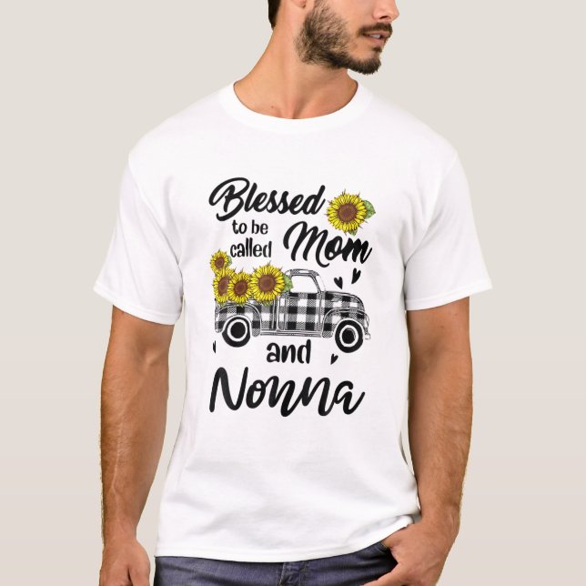Camiseta Abençoado Seja Chamado Mãe E Mãe Da Não Engraçada (Frente)