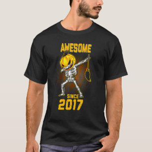 Camiseta Abóbora de Esqueleto Fazendo Dab Desde o Halloween